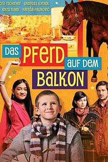 Balkondaki At izle